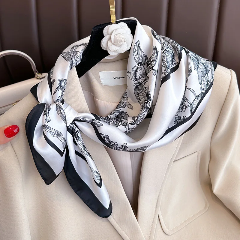 70*70Cm Luxe Bloemenprint Zijd - Luxury Bags In China recensie en prijs
